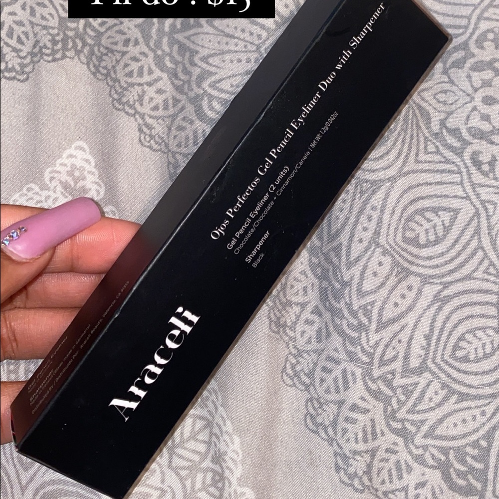 Brown gel eyeliner
